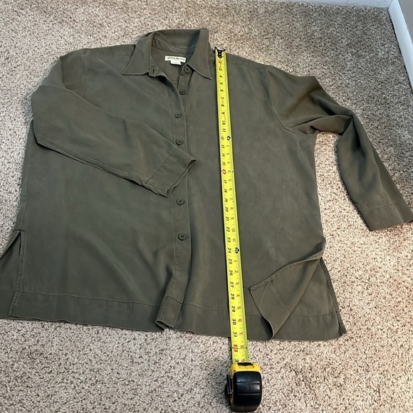 Eddie Bauer XXL Women’s Tall Button Down Forest Green Tencel Layering Top - Picture 8 of 11